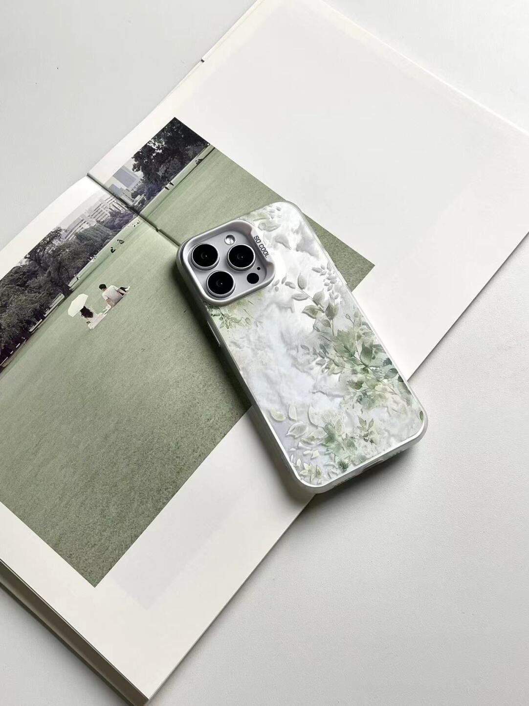 Artistic Metallic Luster Spring Foliage Phone Case Chinoiserie IMD-SSL
