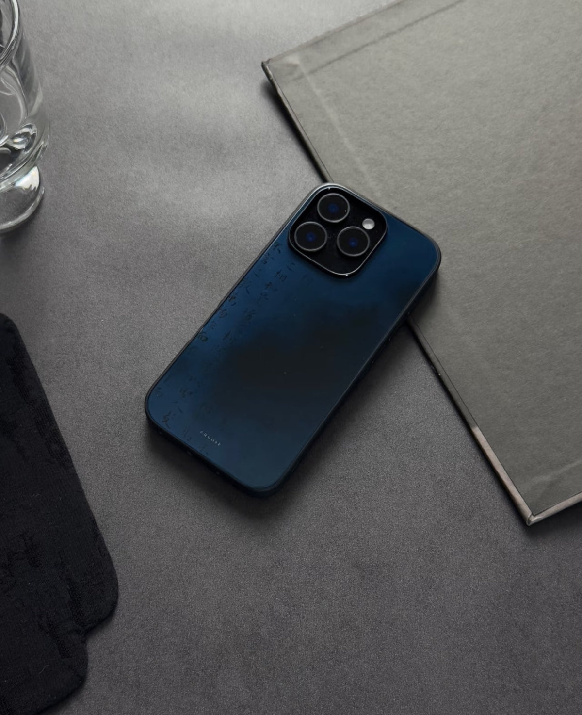 「Chinoiserie」Deep Blue Calligraphy Phone Case