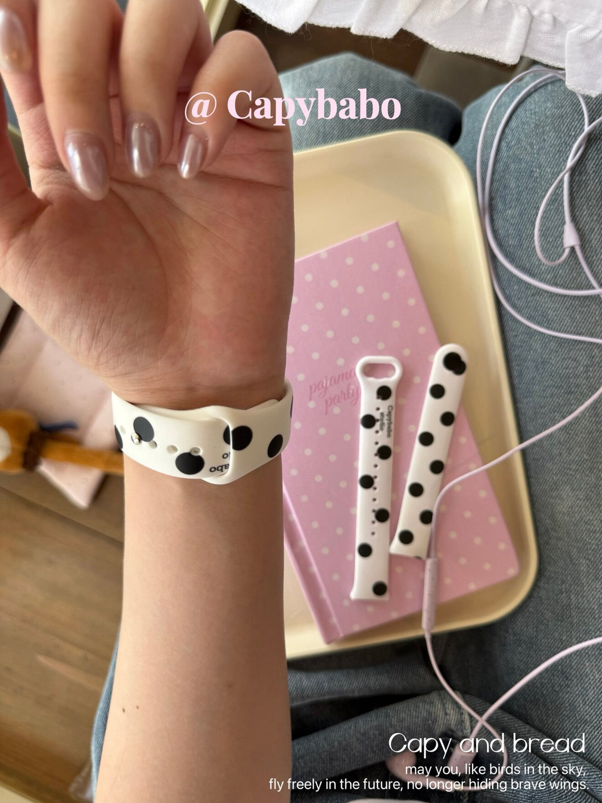 K-Style Black & White Polka Dot Apple Watch Band-CAB004