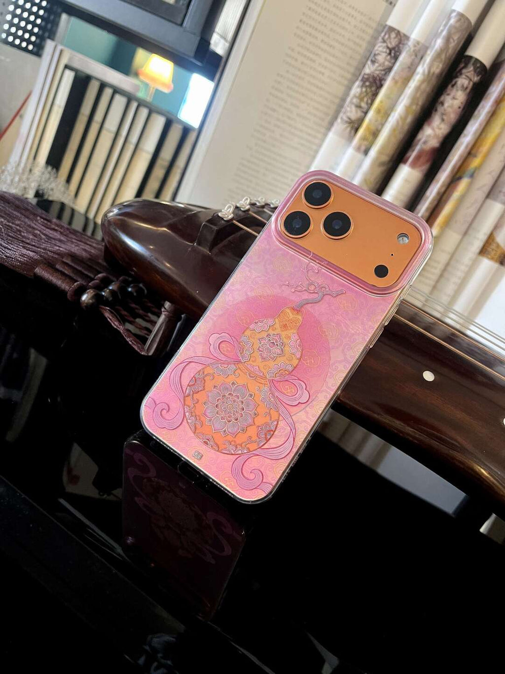 Chinoiserie Pink Hulu Gourd Laser Metallic Silicone Phone Case-YX