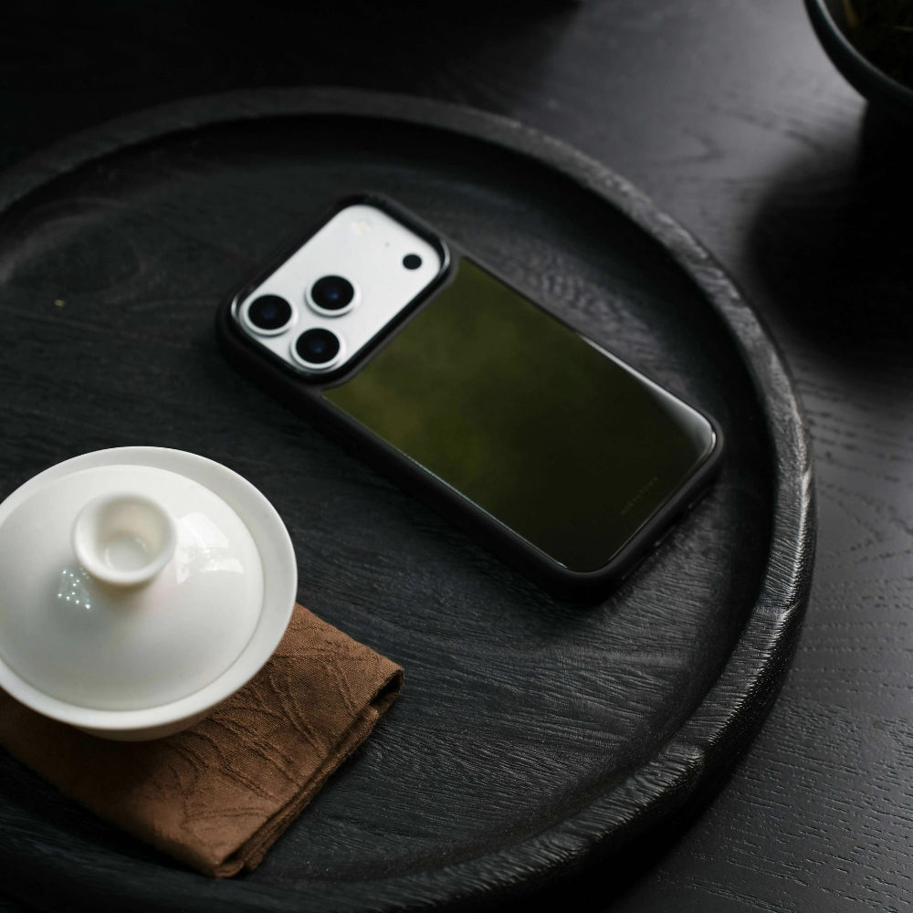 Late Spring Green Luxury Tempered Glass Magnetic Phone Case-CHO