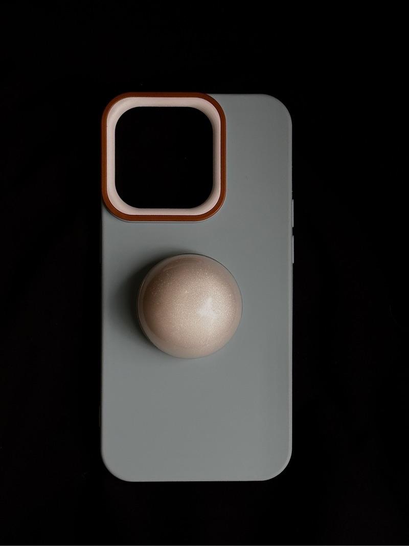 A Pearl Phone Case