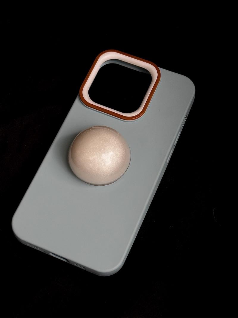 A Pearl Phone Case