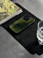 「Chinoiserie」Dark Green Calligraphy Phone Case