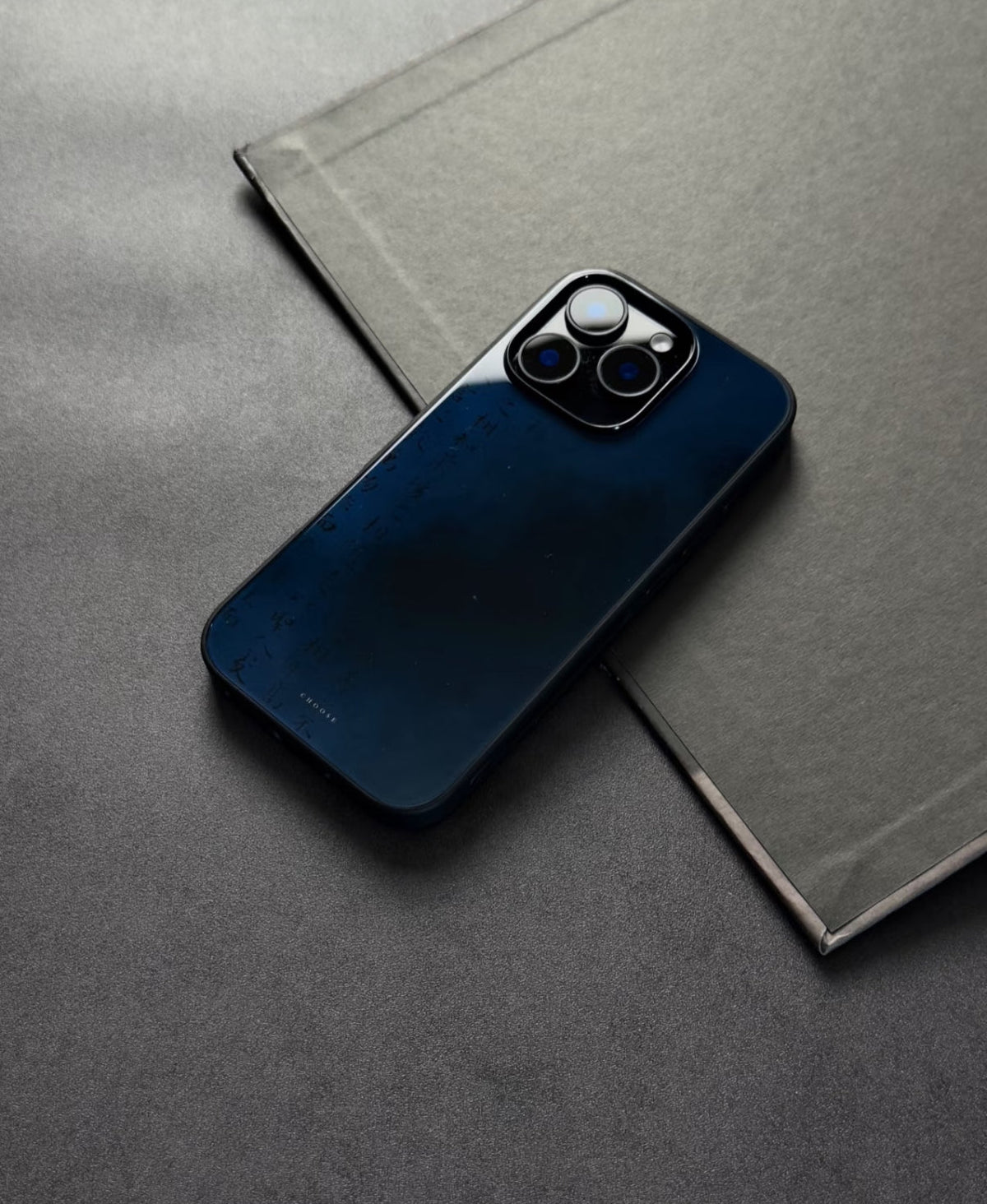 「Chinoiserie」Deep Blue Calligraphy Phone Case