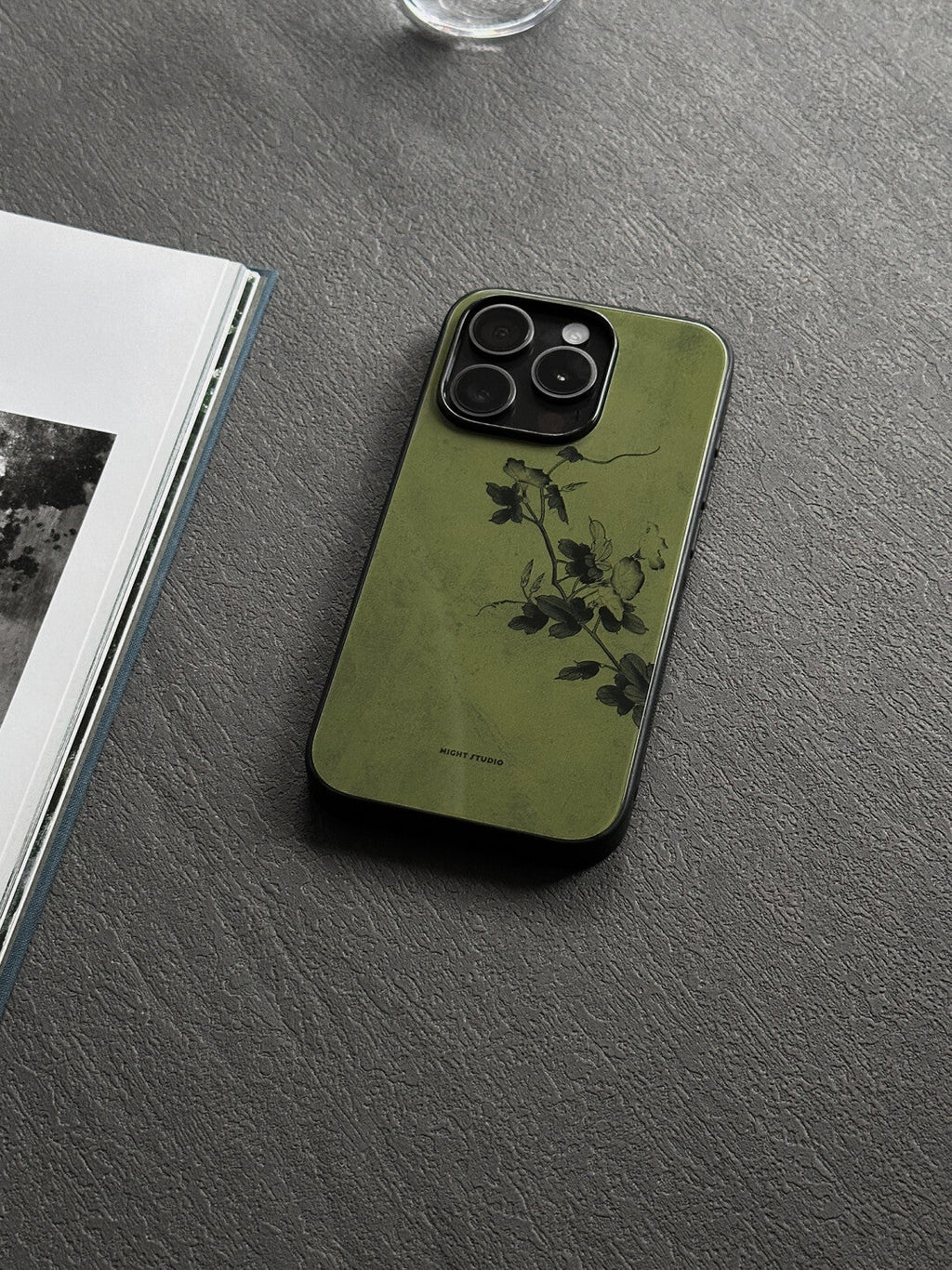 「Chinoiserie」Green Flower Branch Traditional Chinese Painting Phone Case | iPhone Case | Three Fleas