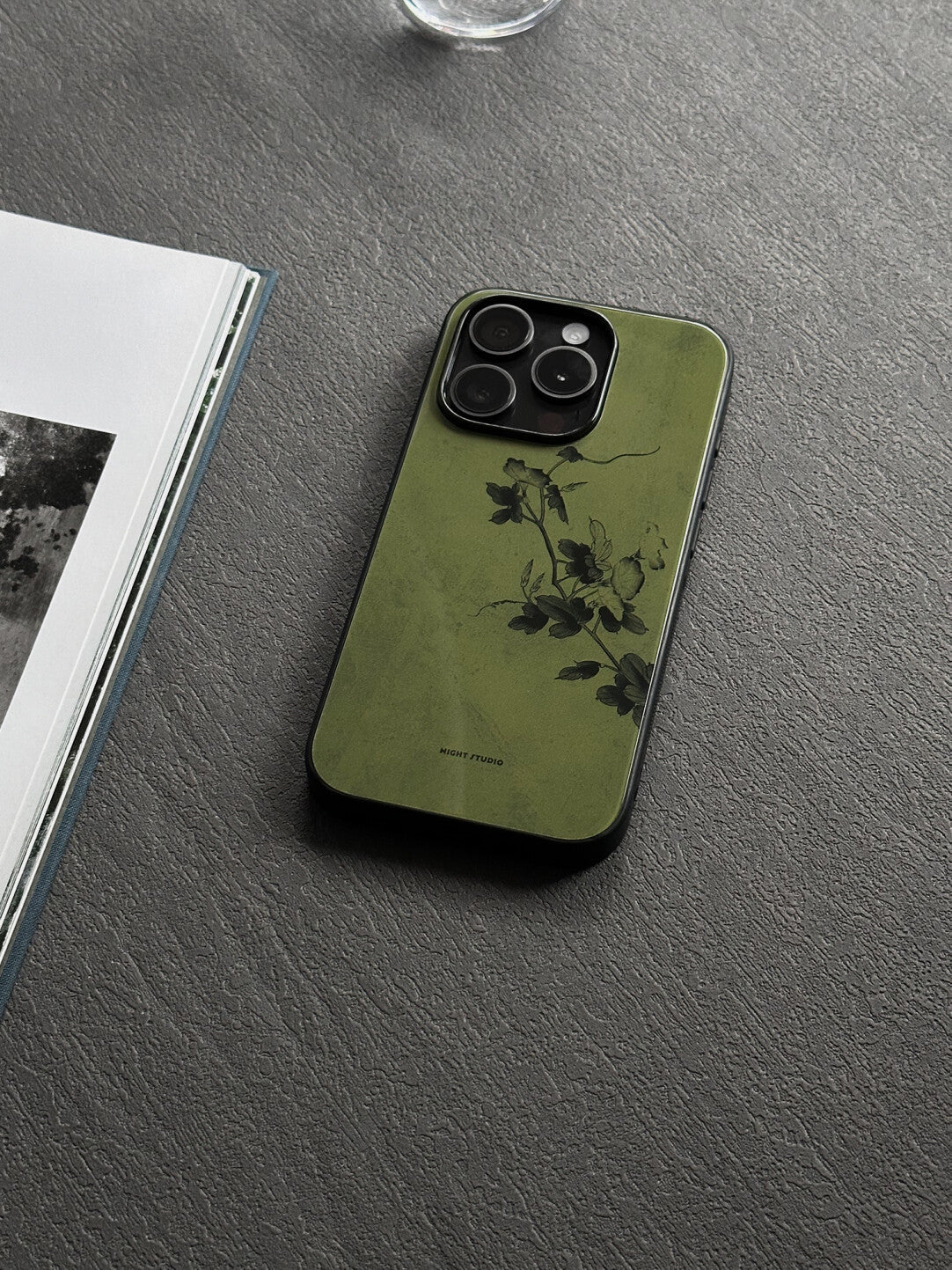 「Chinoiserie」Green Flower Branch Traditional Chinese Painting Phone Case | iPhone Case | Three Fleas