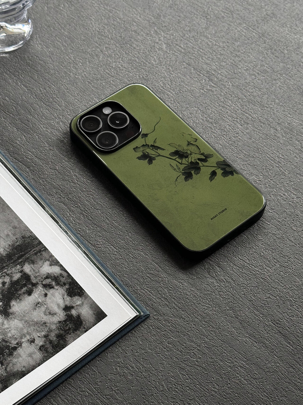 「Chinoiserie」Green Flower Branch Traditional Chinese Painting Phone Case | iPhone Case | Three Fleas