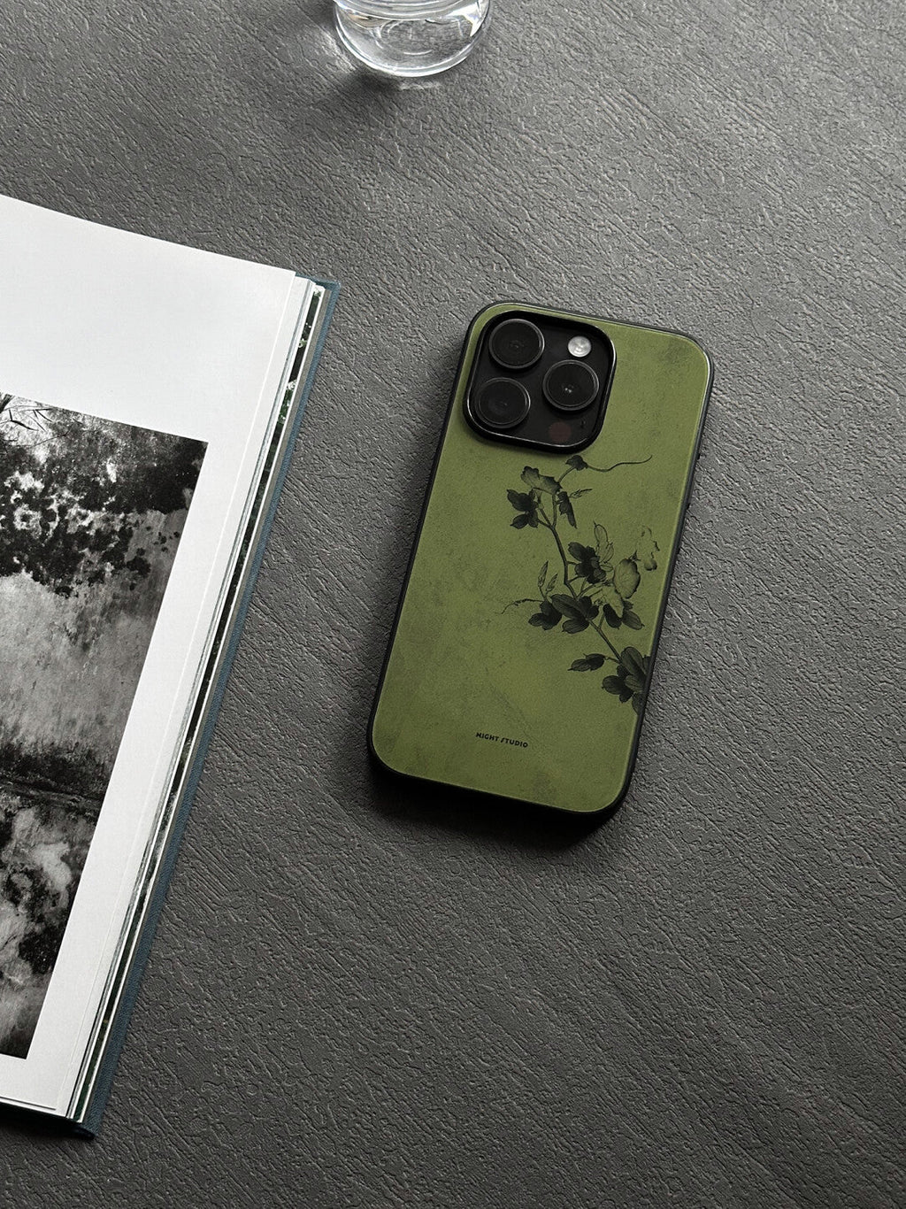 「Chinoiserie」Green Flower Branch Traditional Chinese Painting Phone Case | iPhone Case | Three Fleas