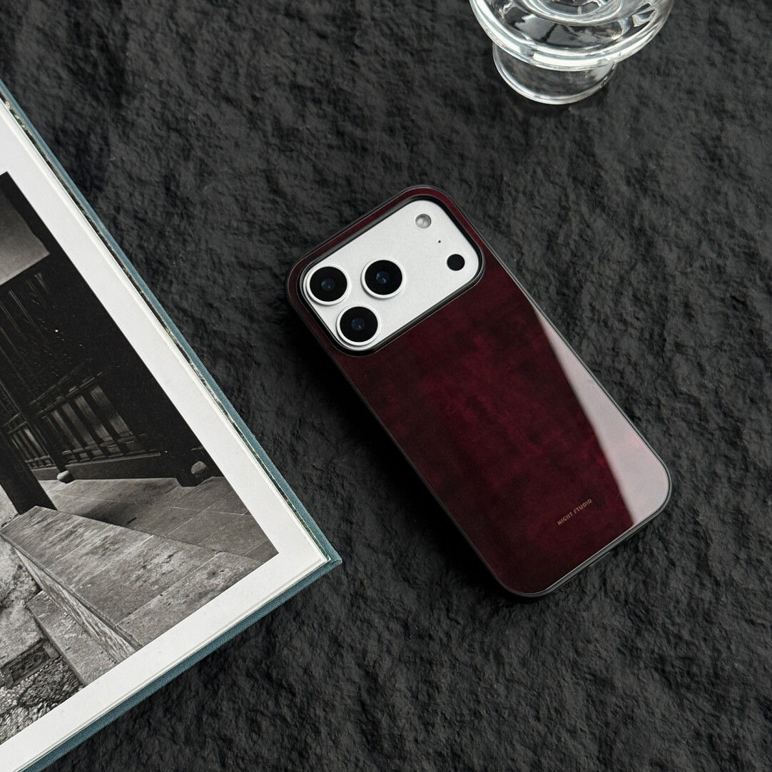 Retro Red Phone Case | iPhone Case | Three Fleas