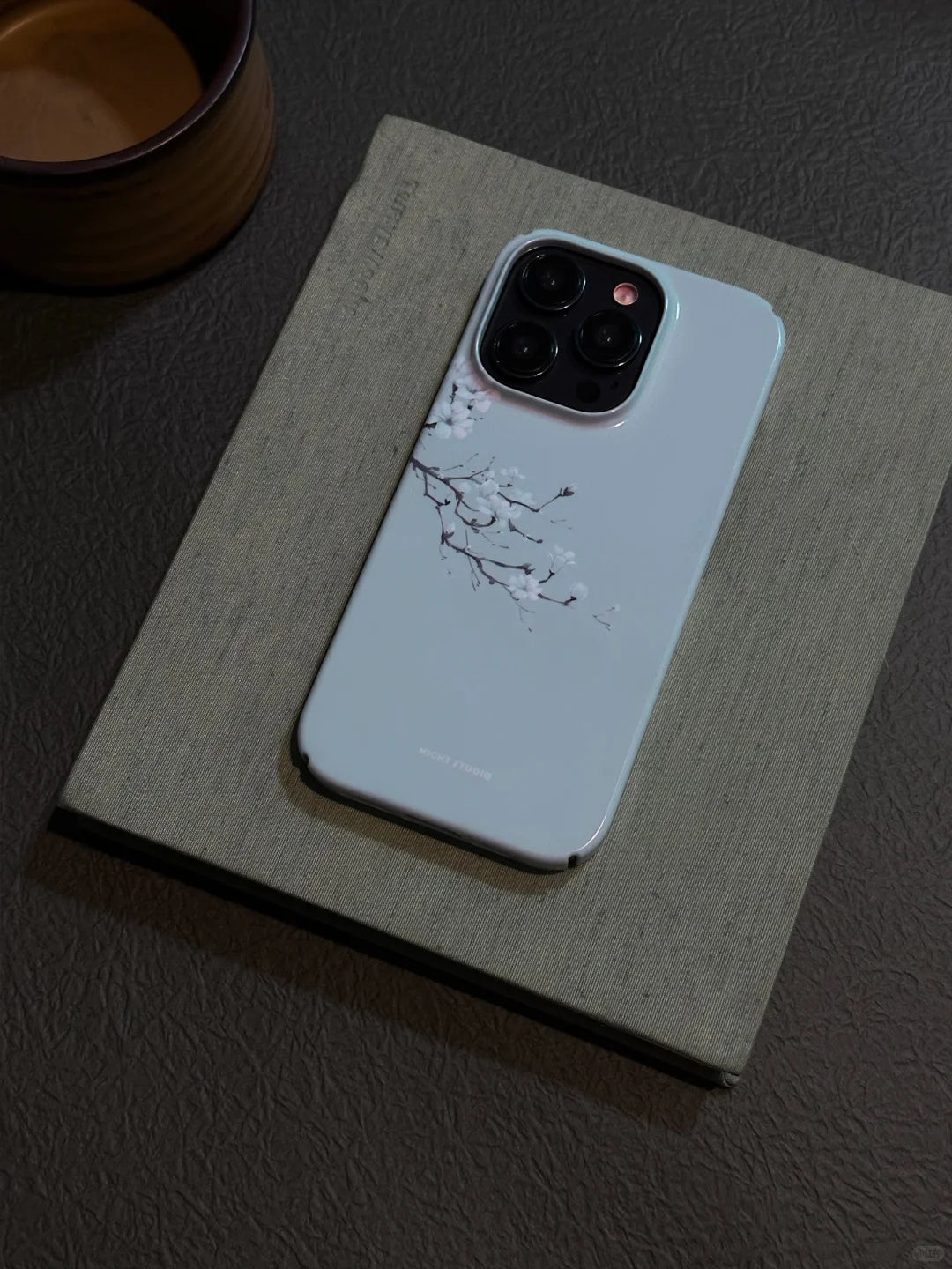 [Chinoiserie] Magnolia Slim Phone Case-NS