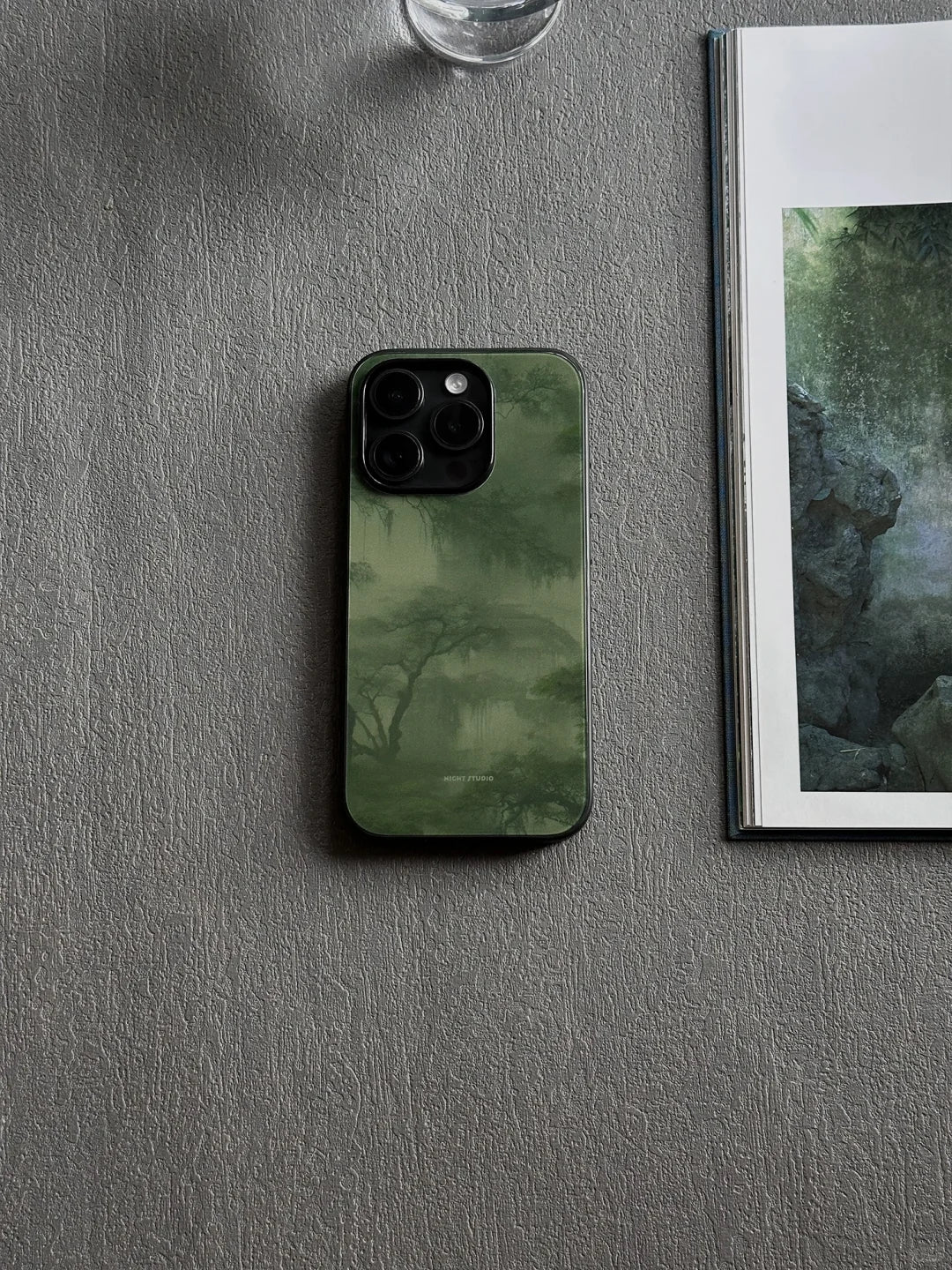 Chinoiserie Mountain And Trees Tempered Glass Phone Case MagSafe-NS