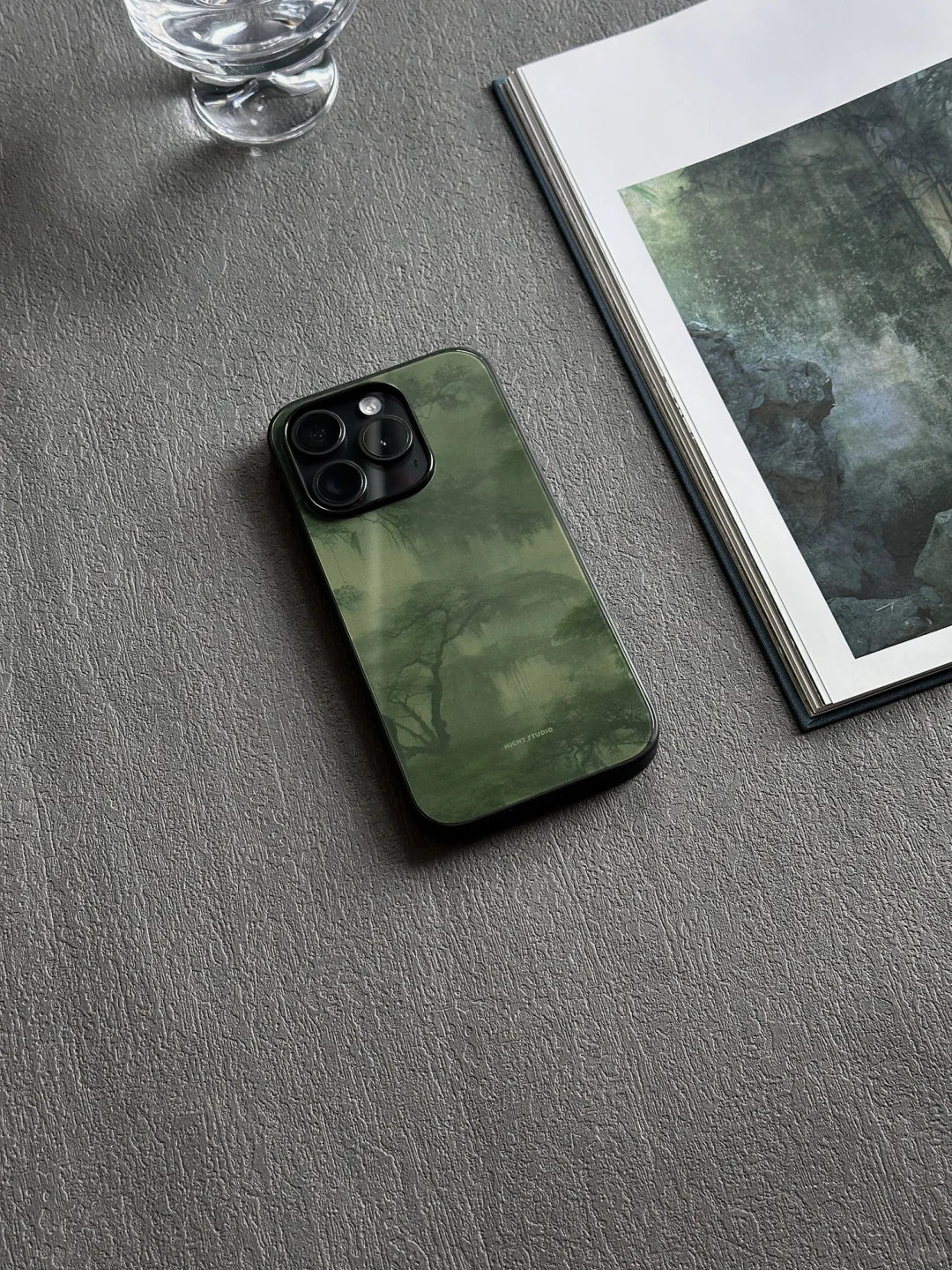 Chinoiserie Mountain And Trees Tempered Glass Phone Case MagSafe-NS