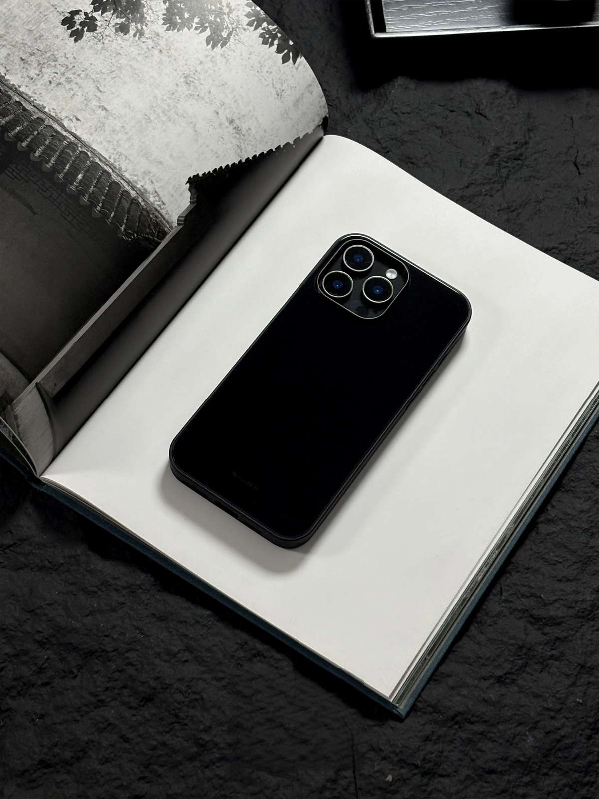 Minimalist Black Tempered Glass Phone Case-MH