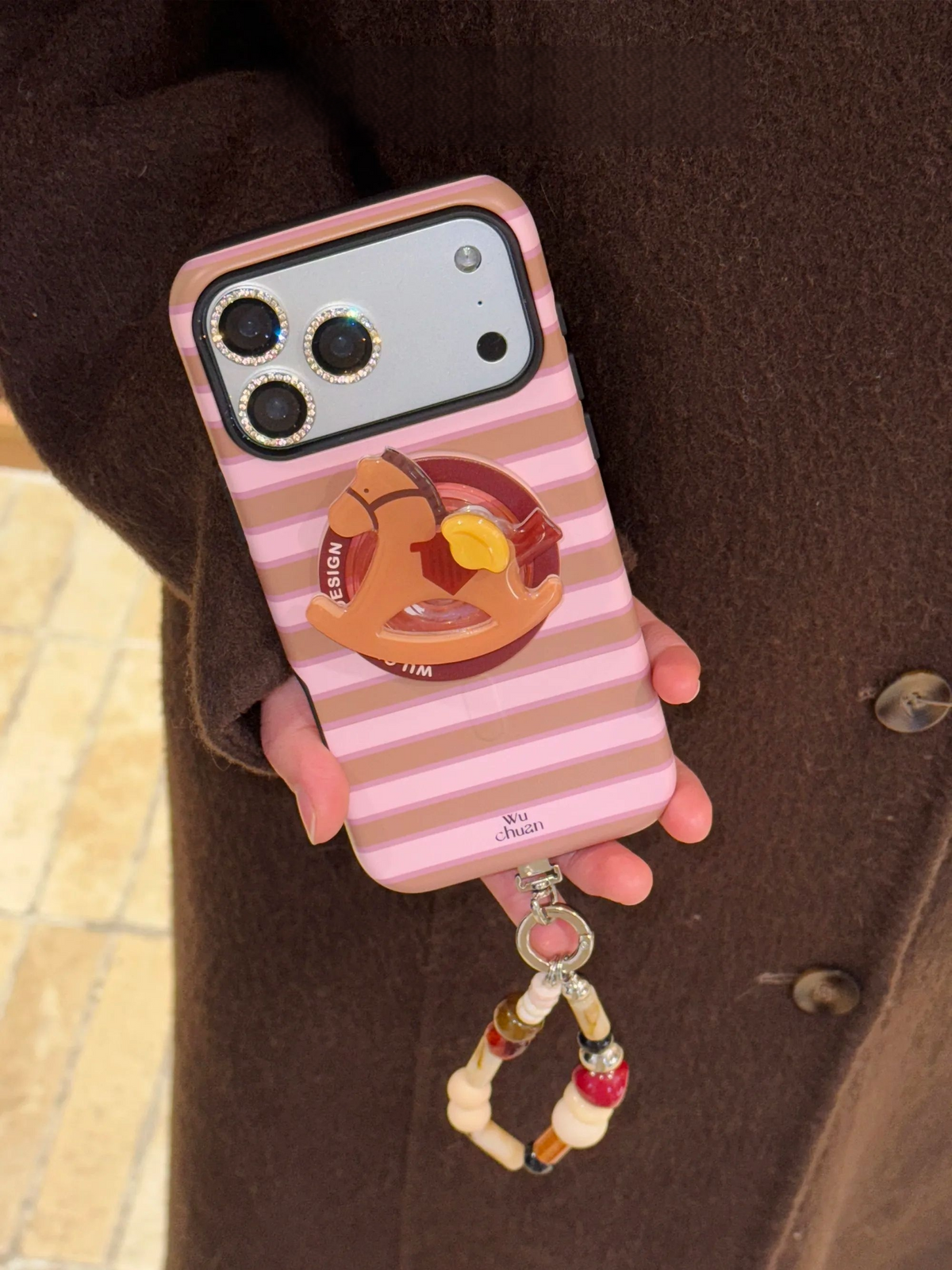 Rotating Pony Magnetic Phone Gip Stand