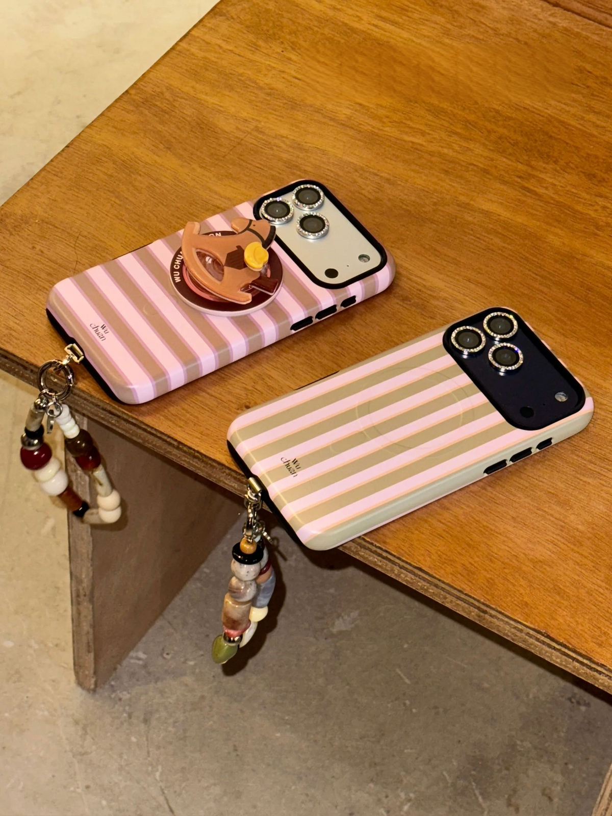 Rotating Pony Magnetic Phone Gip Stand