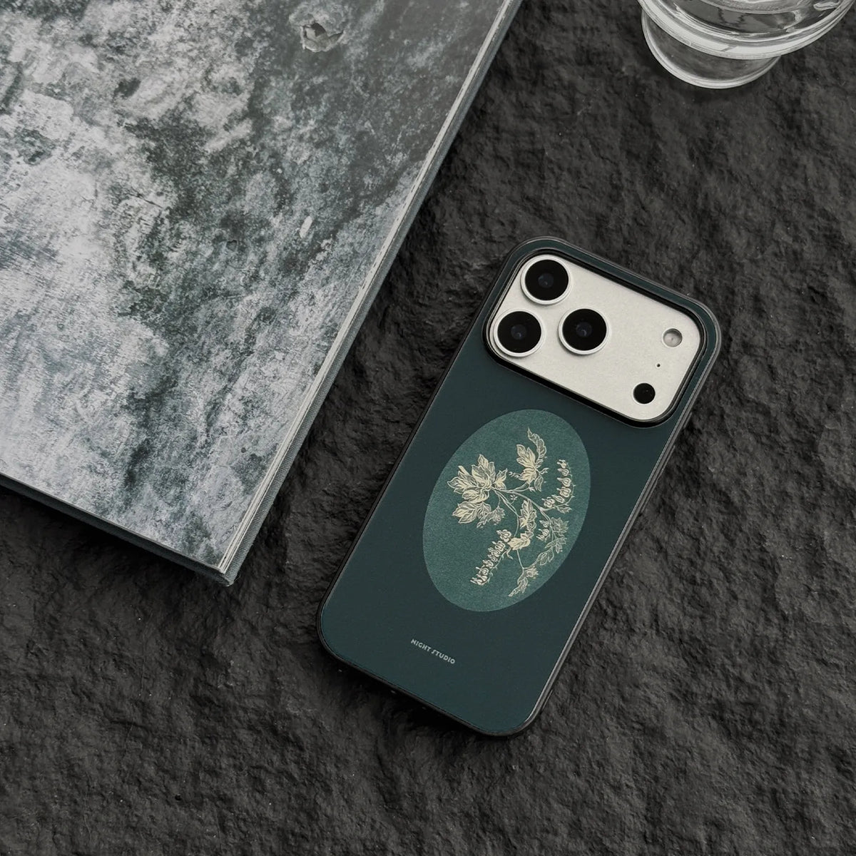 New Chinese Style Vintage Floral Glass Phone Case-NS