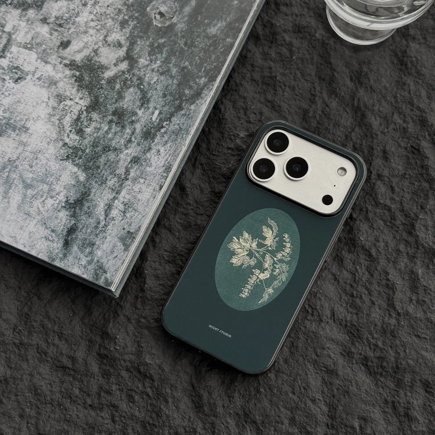 New Chinese Style Vintage Floral Glass Phone Case-NS