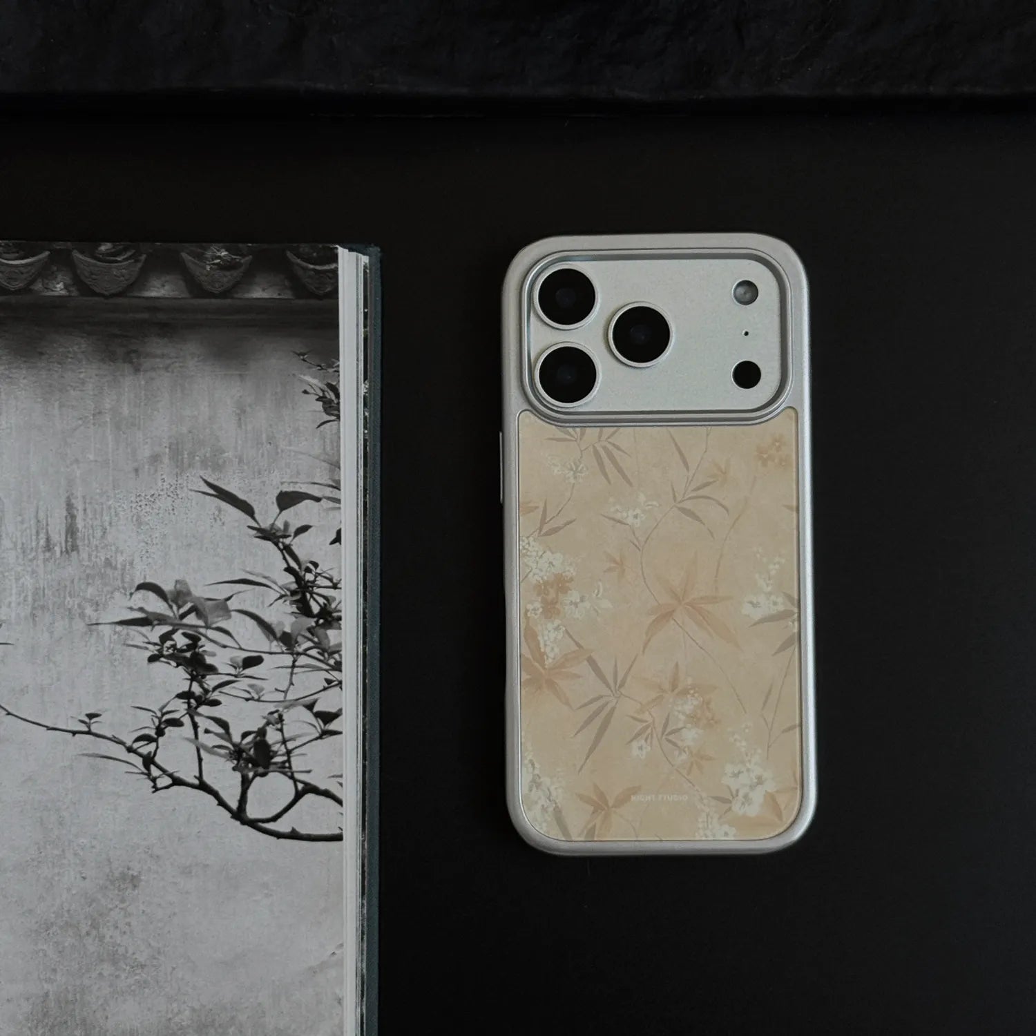 Vintage Eastern Floral Tempered Glass Phone Case-NS