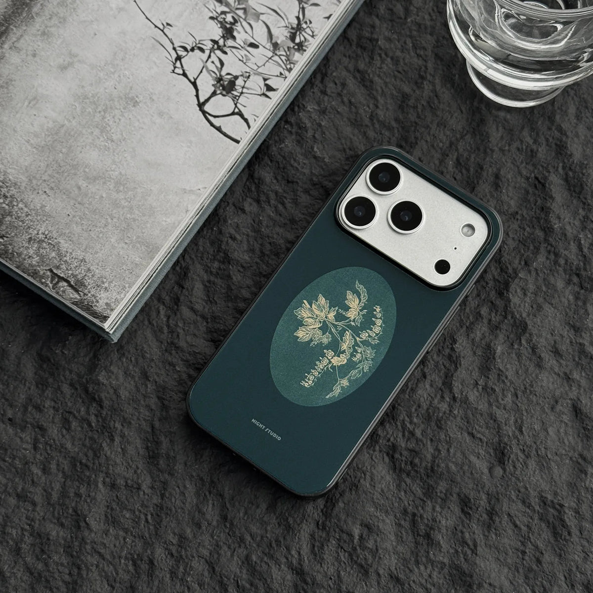 New Chinese Style Vintage Floral Glass Phone Case-NS