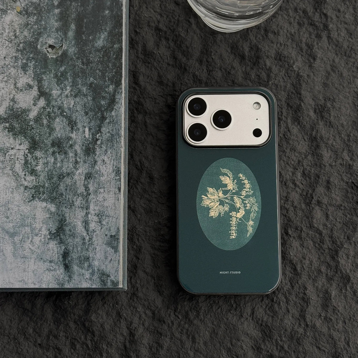 New Chinese Style Vintage Floral Glass Phone Case-NS