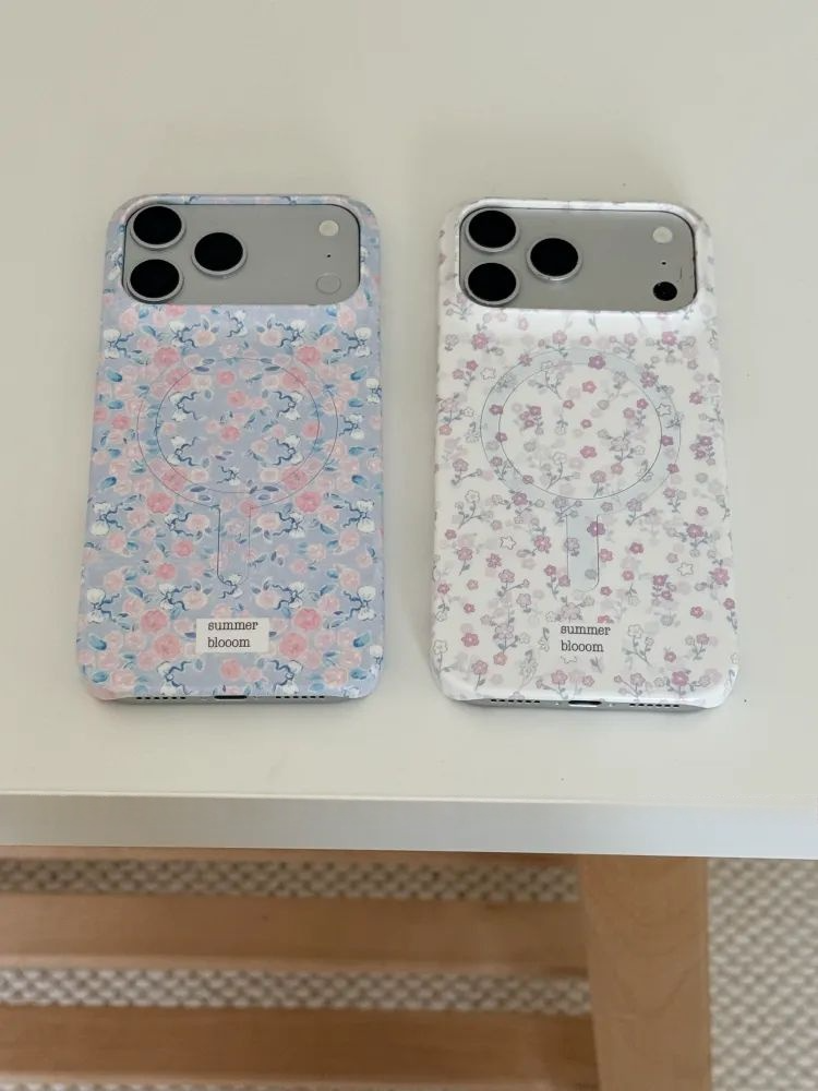 Chic Korean Style Ditsy Floral MagSafe Phone Case - Single Layer