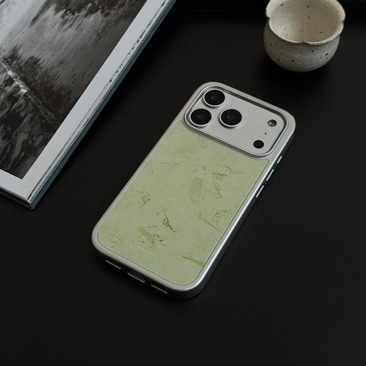 Grass Blade Texture Tempered Glass Phone Case-NS