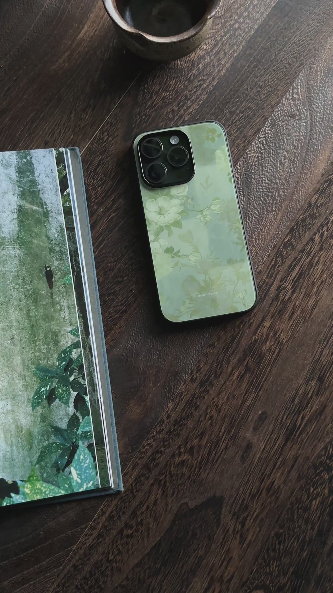 Floral Elegance Printed Phone Case- NS012G